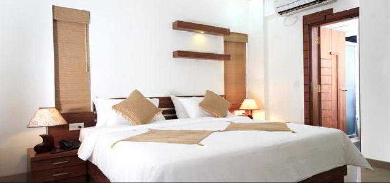 The Nines Business Hotel Bangalore Bagian luar foto