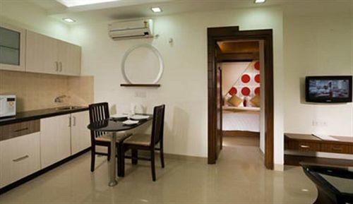 The Nines Business Hotel Bangalore Bagian luar foto
