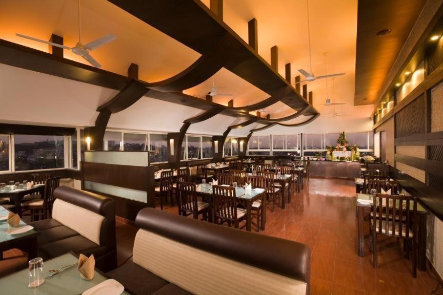 The Nines Business Hotel Bangalore Ruang foto