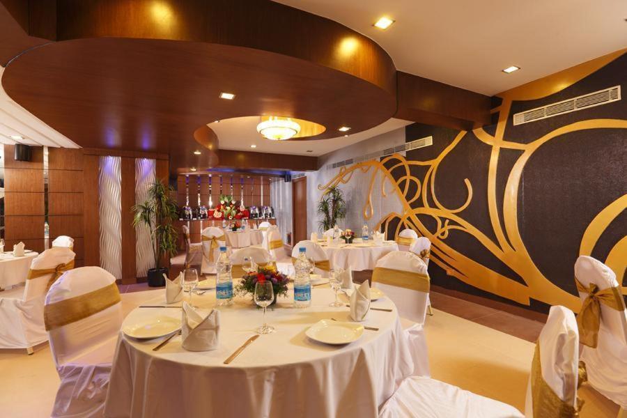 The Nines Business Hotel Bangalore Ruang foto